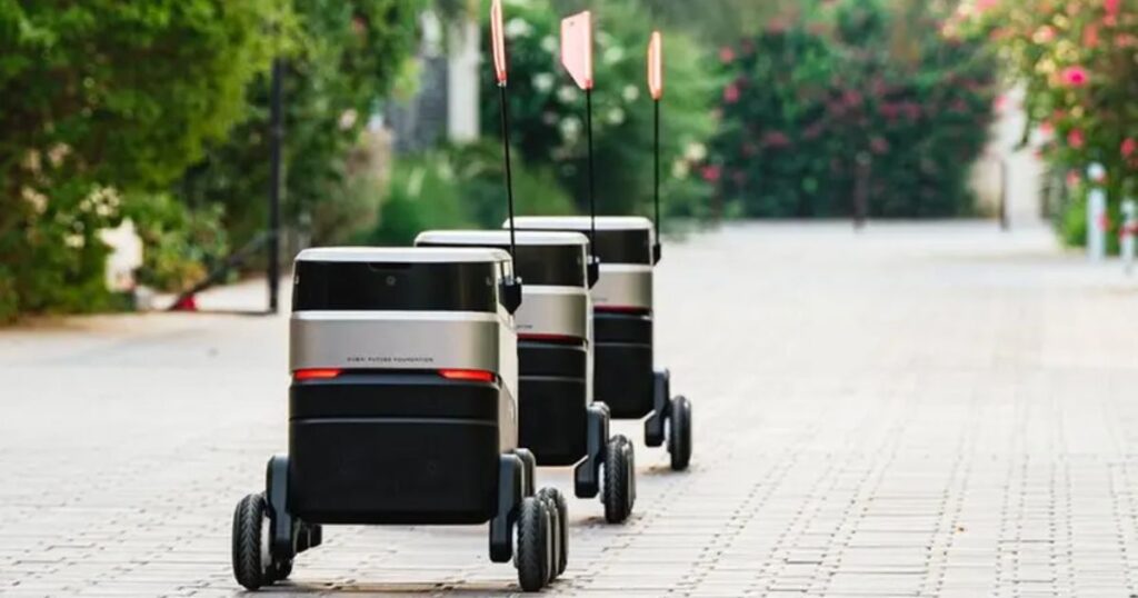 the pilot of the last mile delivery robots uses cutting edge robotic technologies to enhance safety, cleanliness, and cost efficiency.