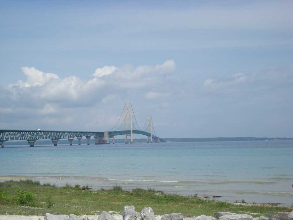 A view of the Mackinac Bridge and the Straits of Mackinac as seen from Mackinaw City, Michigan. Image credit: Michael Barera, CC BY-SA 4.0, via Wikimedia Commons