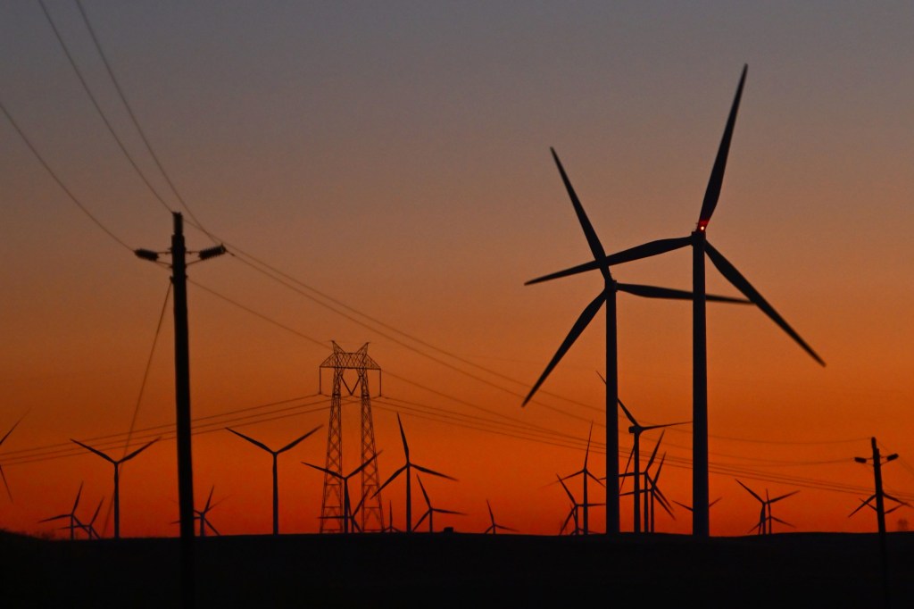 California reaches record clean energy milestone – Marin Independent Journal