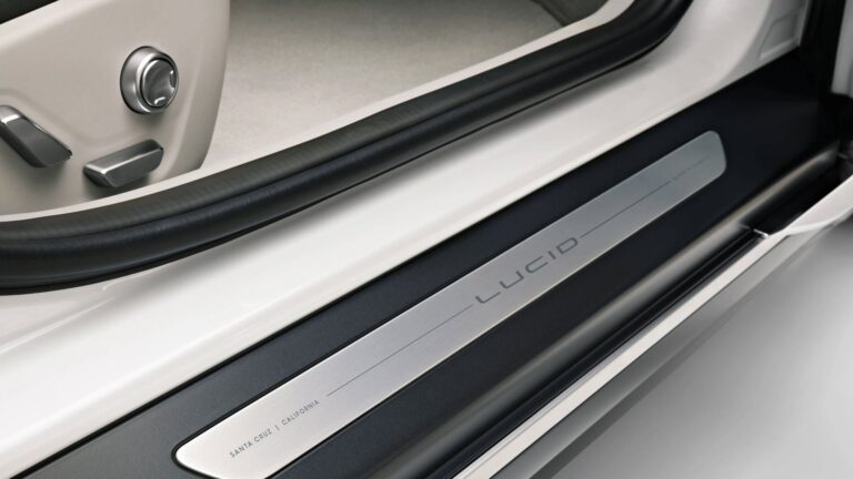 2025 Lucid Air Grand Touring - interior