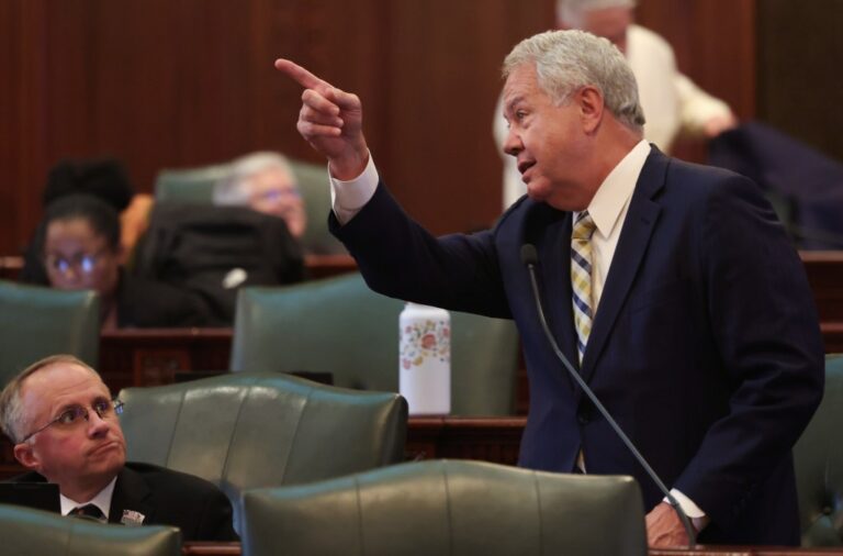 Illinois House passes energy bill boosting battery storage