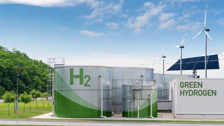 Solvay and Sapio sign decade-long agreement to supply renewable hydrogen at Rosignano