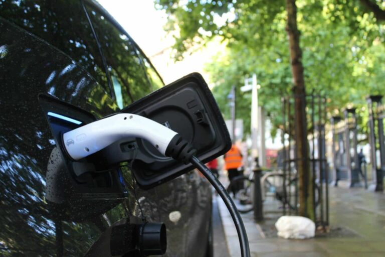 Electric vehicle charging techpoint.arica