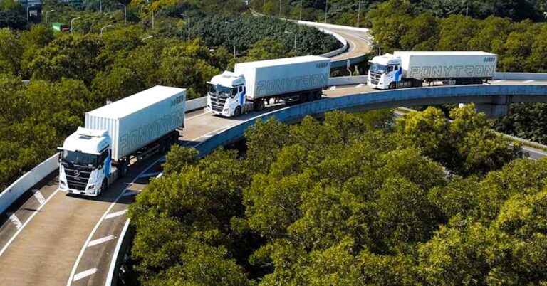 Hybrid and electric semi truck sales topped 231,000 units 2025