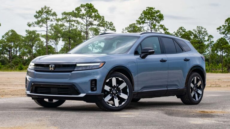 These Were America's 10 Favorite Non-Tesla Electric Cars In 2025