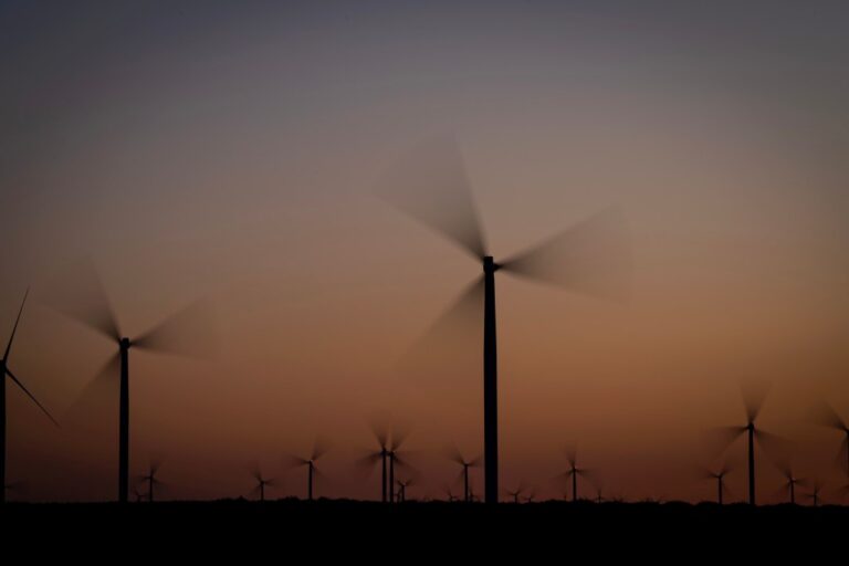 US can stop Middle East energy shocks with renewables