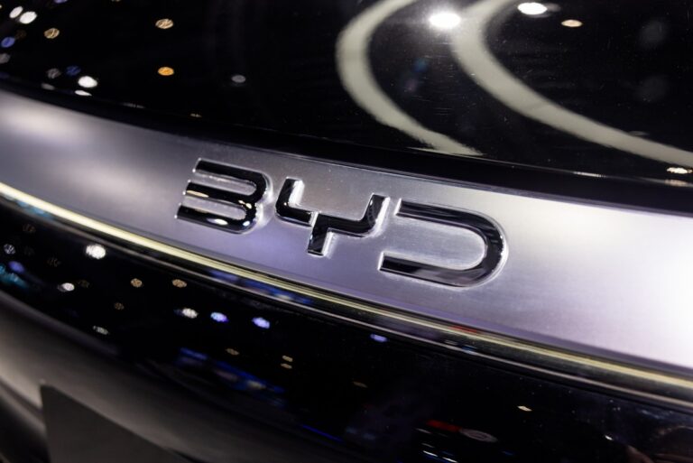 BYD rolls out EV batteries with 5-minute ‘flash charging' — but there's a catch