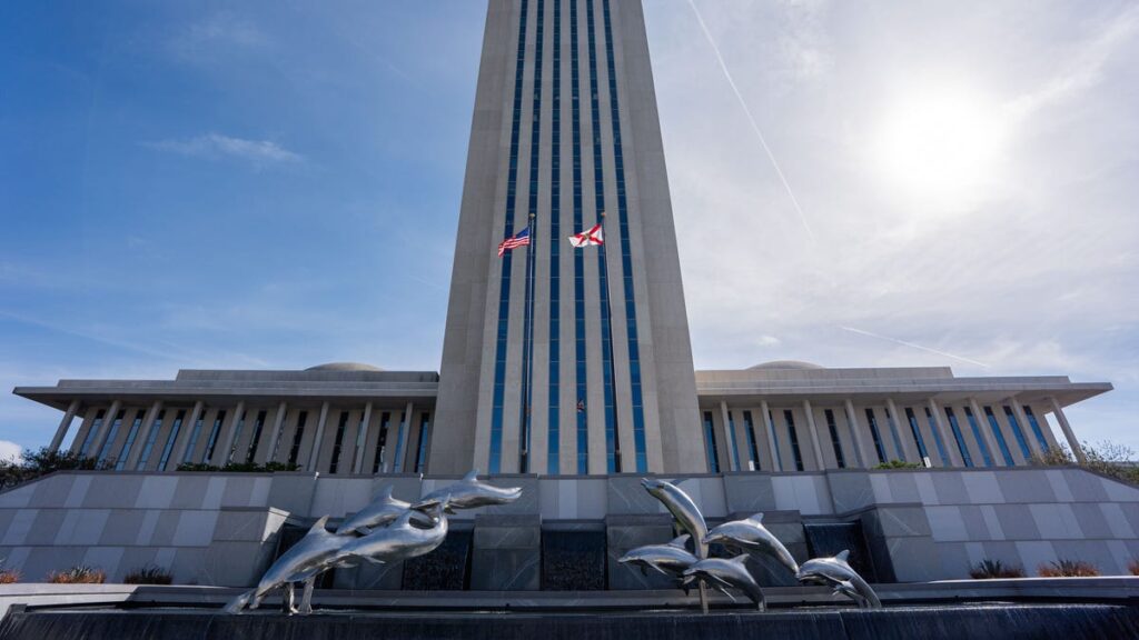 State targets city-owned utilities, clean energy goals
