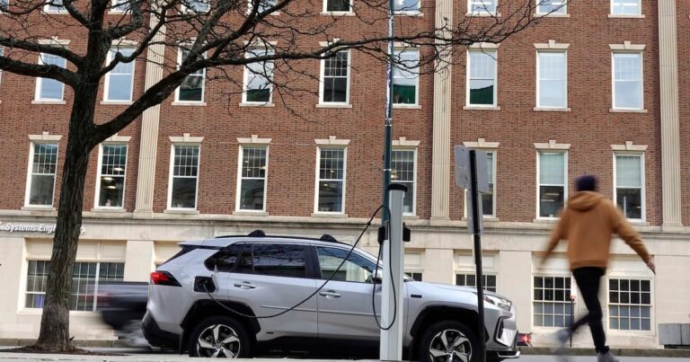 Trump’s latest attempt to derail EV-charger…