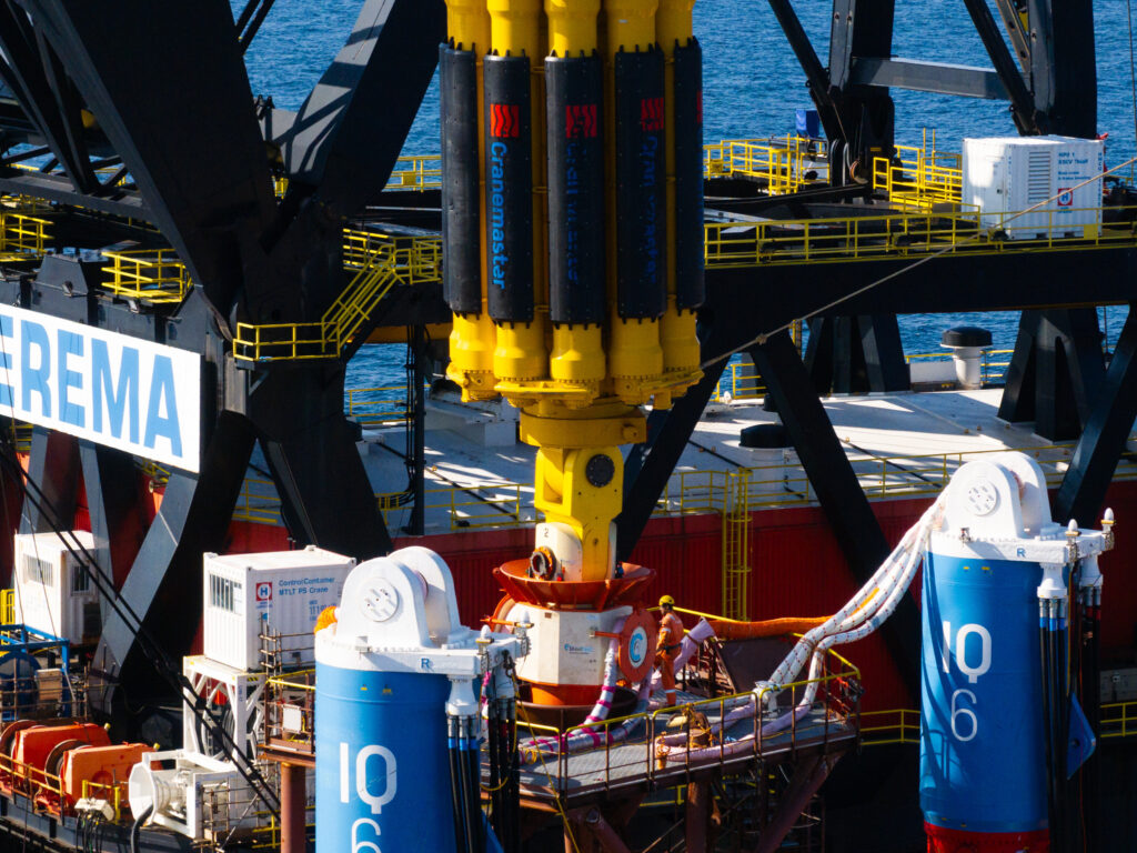 Cranemaster raises the bar with the world’s largest 3000T Passive Heave Compensator with Heerema pushing the limits of offshore heavy lifting
