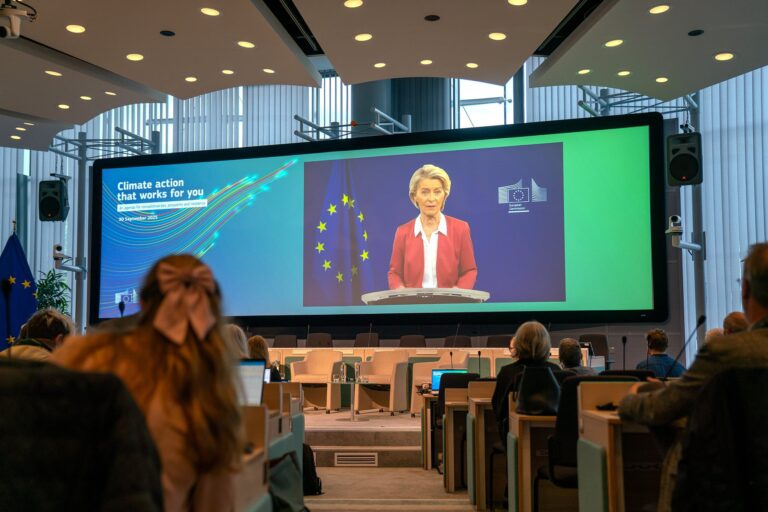 The Blogs: Who is Afraid of Climate Policy? | Carmit Lubanov
