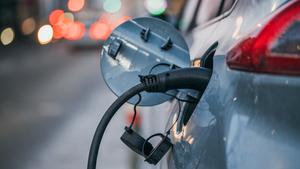 Smart AI gives electric vehicle batteries 23 per cent longer life – without increasing the charging time