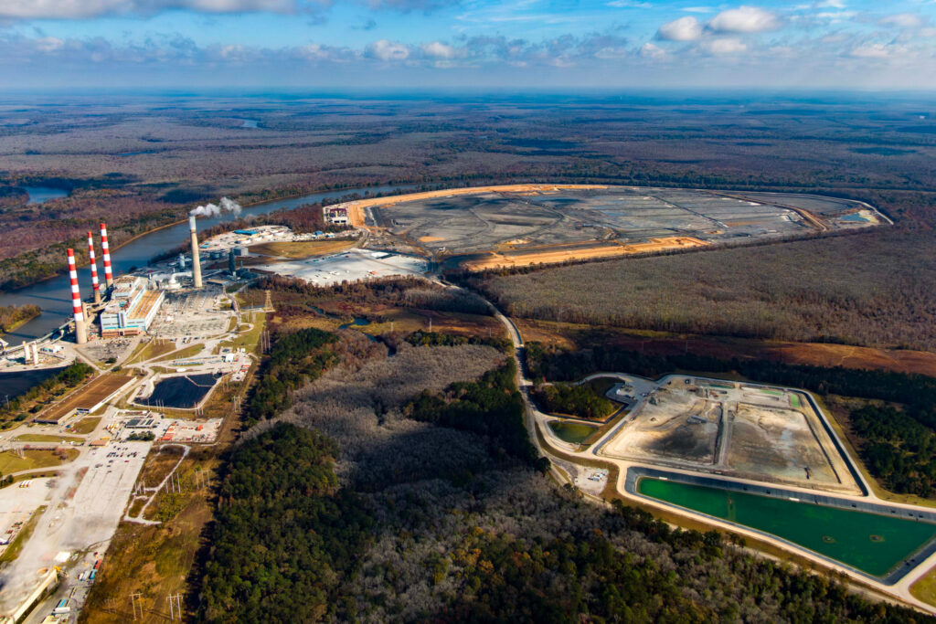 An aerial view of the nearly 600-acre coal ash pond at Alabama Power’s James M. Barry Electric Generating Plant. Credit: Lee Hedgepeth/Inside Climate News