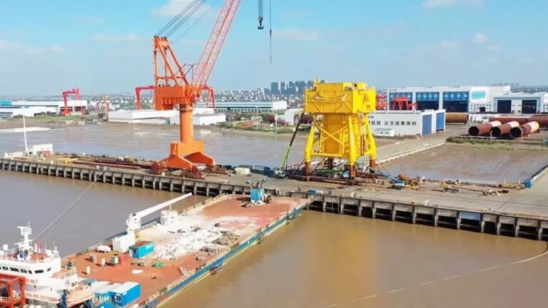 China Puts 'World's First' Offshore Wind-Powered Underwater Data Centre into Operation