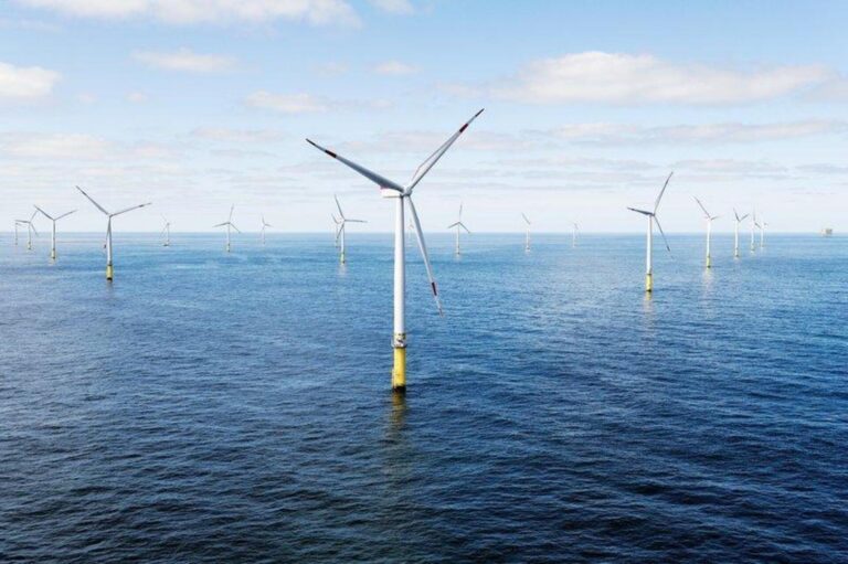 Clean Energy and Metros: Infrastructure for Sustainability