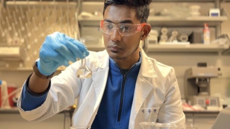 Thawing ground, future questions: Decoding Arctic climate in a Pennsylvania lab