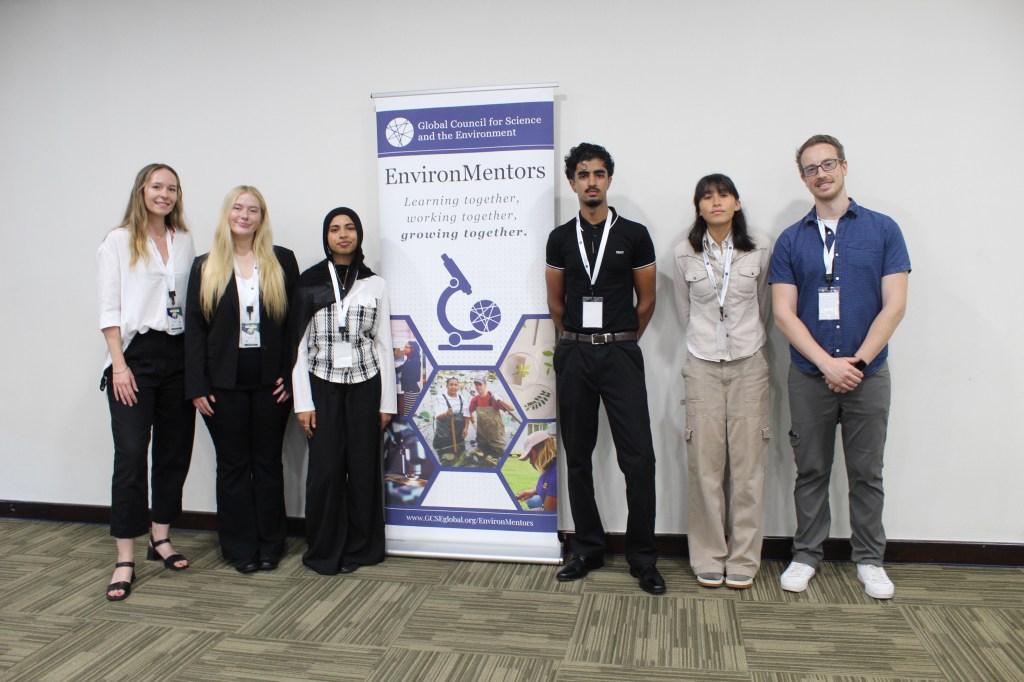 UC Davis students mentor young researchers through environmental projects – Daily Democrat