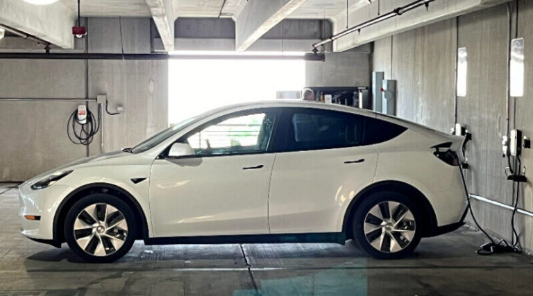 Over 250,000 Public EV Chargers Operating In US Now