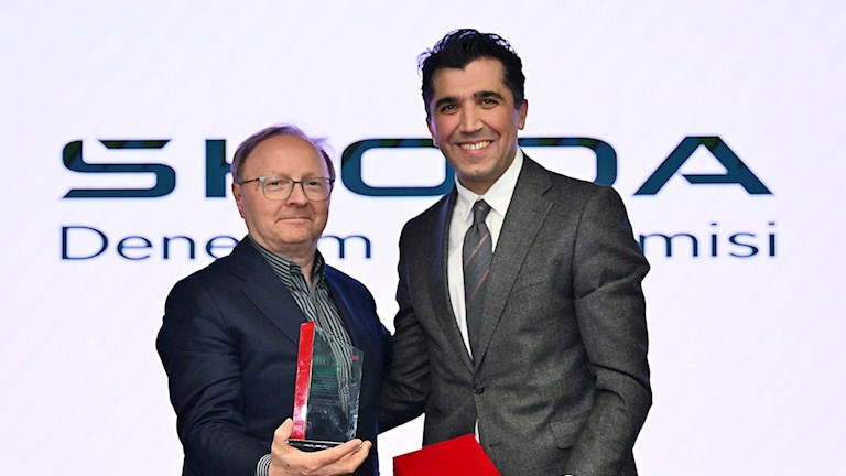 ABB and Yüce Auto-Škoda signed an important cooperation on mobile fast charging solution