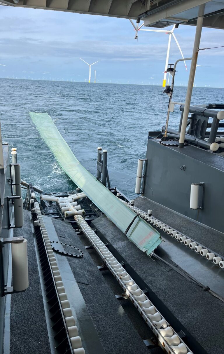 German Federal Police Recovers Broken Off He Dreiht Wind Turbine Blade