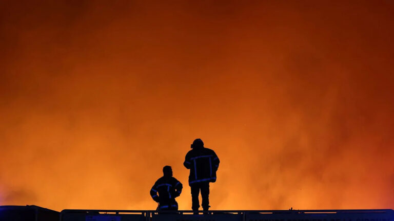 Climate change is invisible. These powerful photographs make it hard to ignore