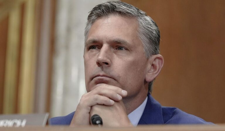 Senate Democrats look to reignite clean energy agenda with focus on jobs