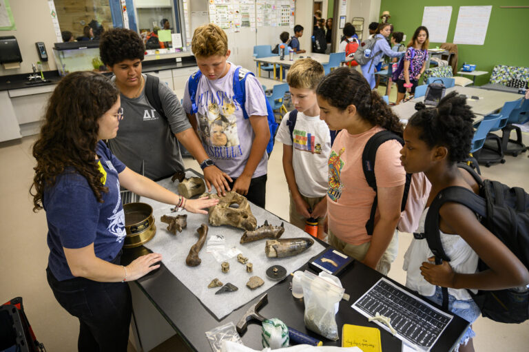 2026-2027 Smallwood Graduate Assistantship Applications Open – Thompson Earth Systems Institute