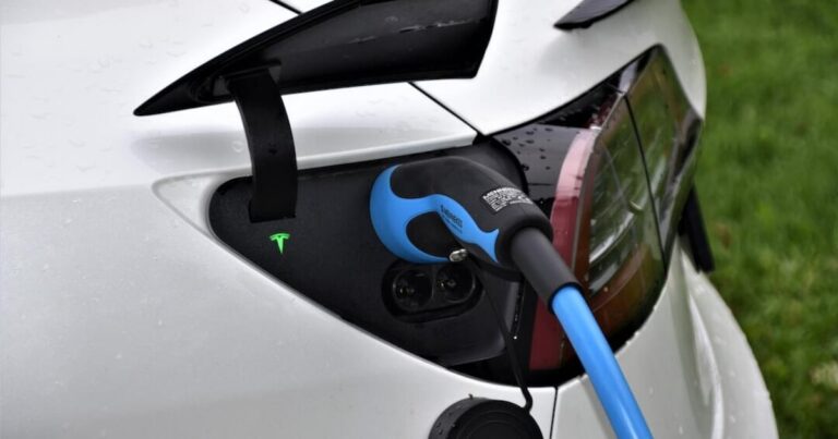 Beyond the battery: What the electric vehicle industry's growth means - WSB-TV Channel 2