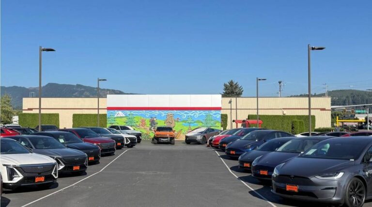 Gamblin opens new used electric vehicle lot