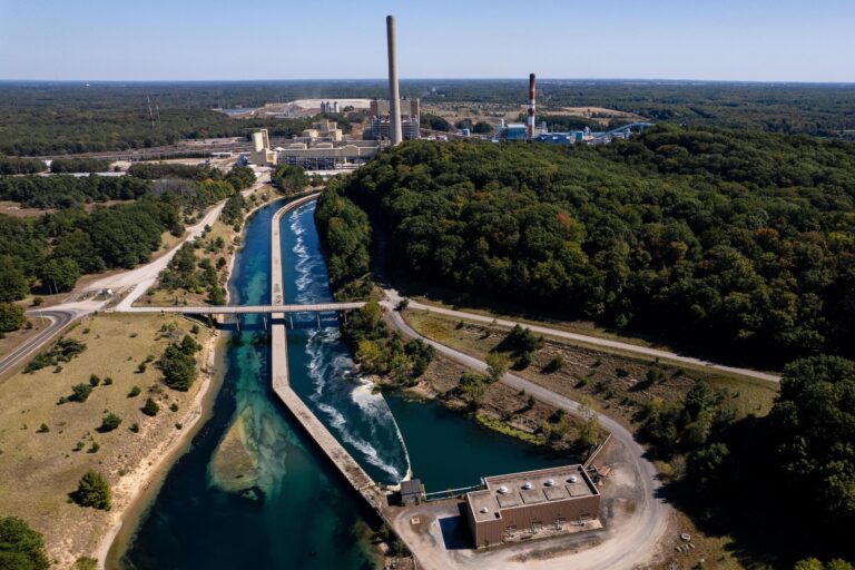 Federal court rejects Trump order keeping Michigan coal plant open