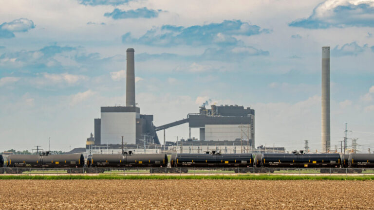 Rising Power Demand Forces Clean-Energy State to Rely on Coal - Creation Covenant Alliance A view of the Walter Scott Jr. Energy Center, a coal-fired power plant owned MidAmerican Energy, in Council Bluffs, Iowa. Credit: Michael Siluk/Universal Images Group via Getty Images